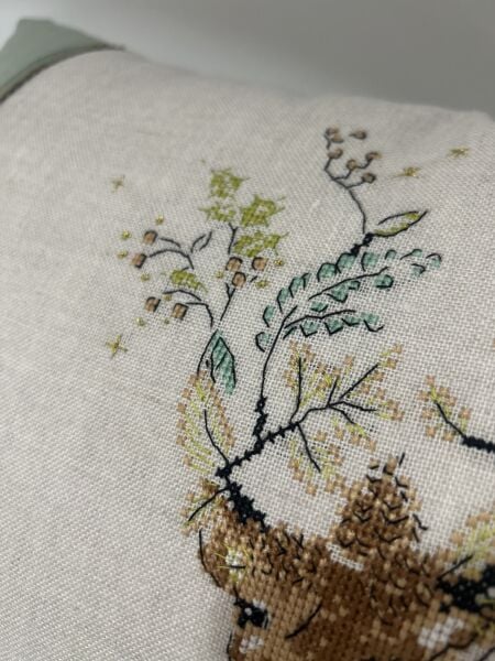 Geyik İşlemeli Kanaviçe Yastık Malzeme Kiti