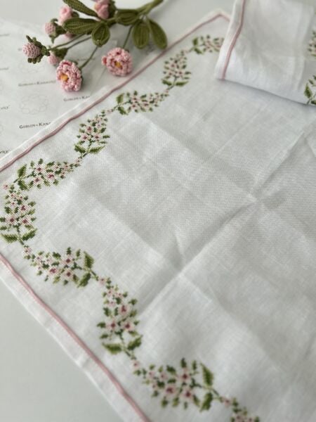 Floral Kanaviçe Mutfak Çay Örtüsü ve Runner