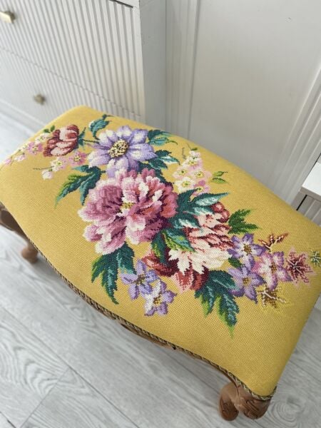 Kanaviçe İşlemeli Ahşap Puf Malzeme Kiti