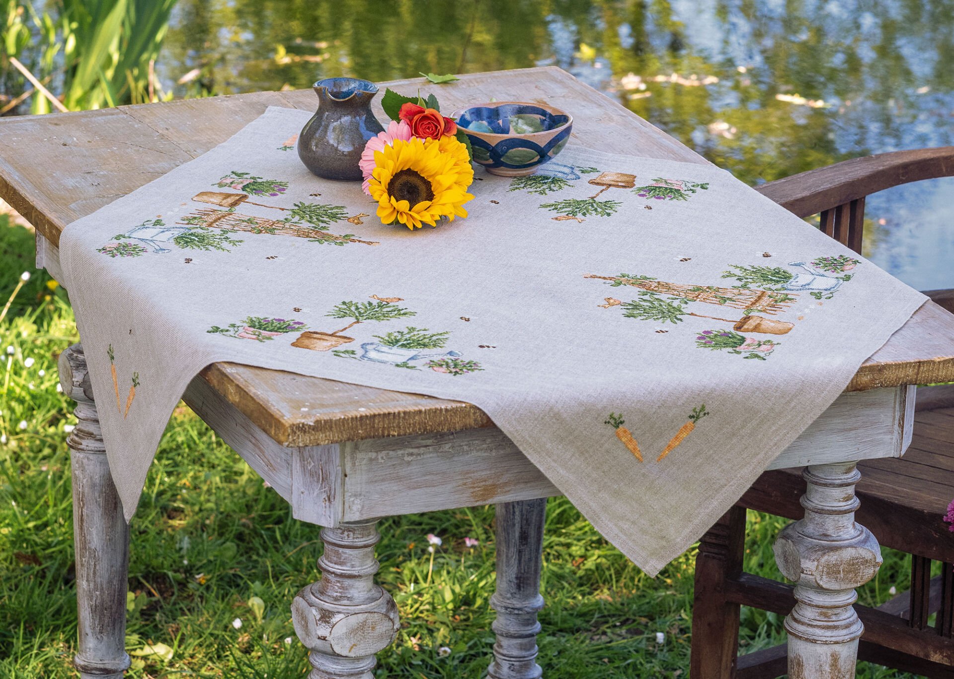 Vervaco Kanaviçe Kare Masa Örtüsü 80x80 cm PN-0199604