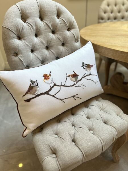 Modern Kuş Desenli Kanaviçe Yastık Malzeme Kiti