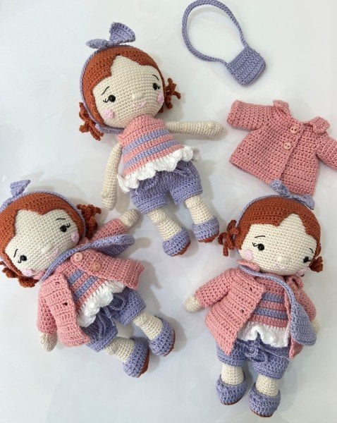 Elina Bebek Mor Kıyafetli