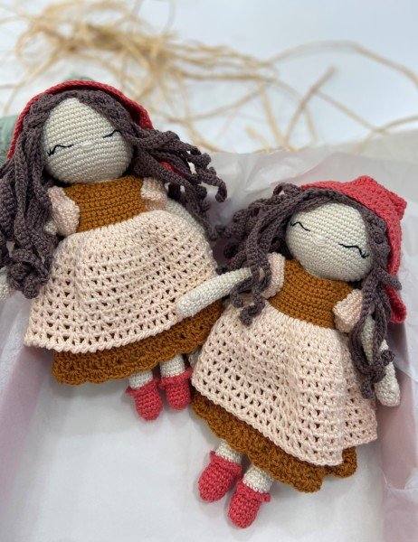 Amigurumi Somon Elbiseli Bebek