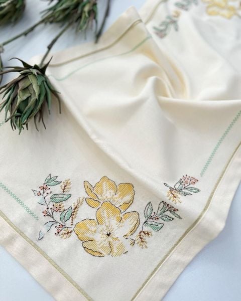 Çiçekli Mini Runner Örtü Kanaviçe Malzeme Kiti