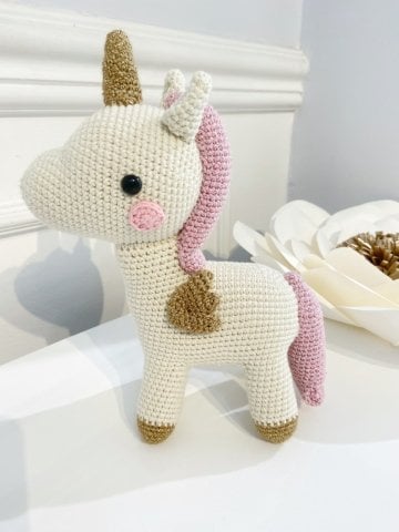 Unicorn Pembe