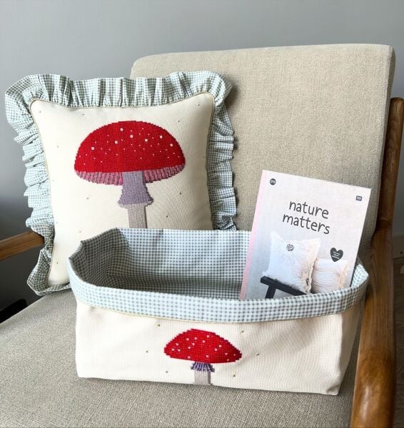 Mantar İşlemeli Yastık + Organizer Kanaviçe Malzeme Kiti