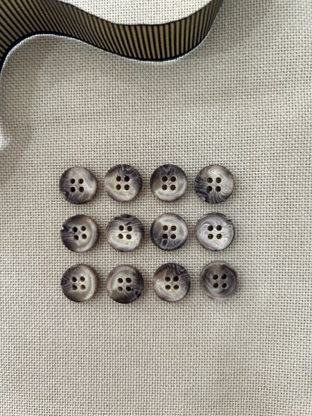 Ahşap Görünümlü Plastik Düğme