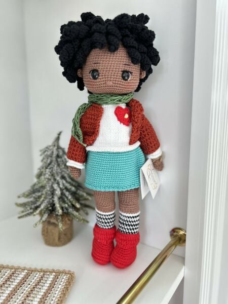 Esmer Elina Bebek Amigurumi