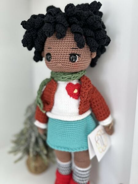 Esmer Elina Bebek Amigurumi