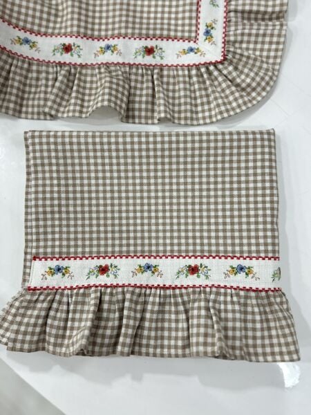 Pötikare Kumaş Etamin Bant İşlemeli Runner