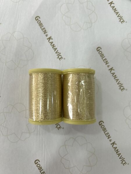 Anchor Metalik Makina Nakış İpliği Açık Altın No:2