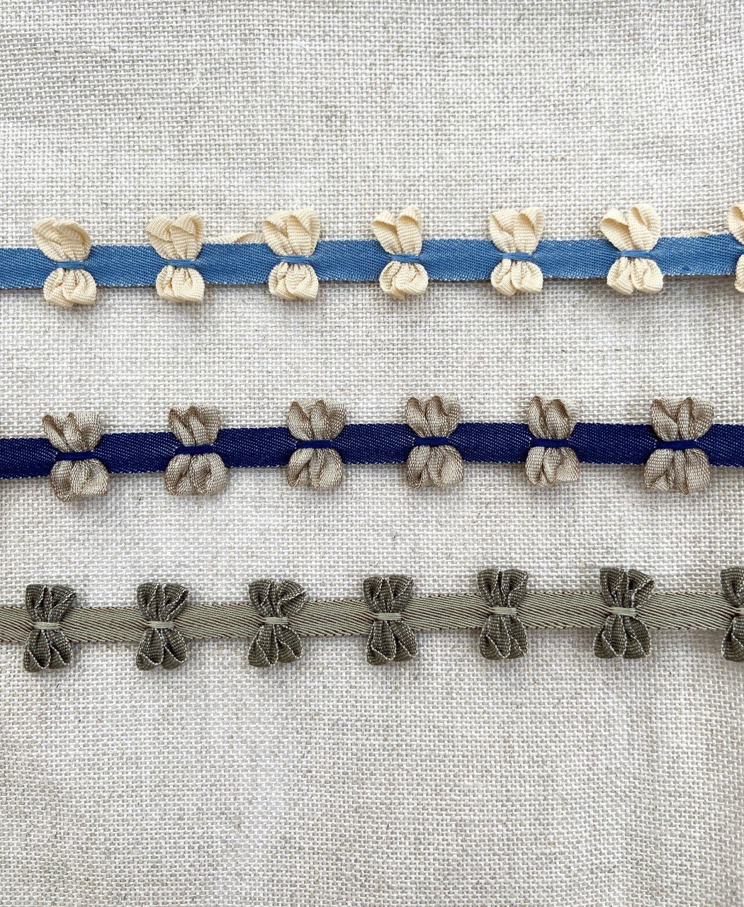 Fiyonk Detaylı Denim Kurdela