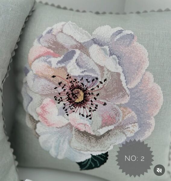 Gül Çiçeği Yastık Kanaviçe İşleme Kiti