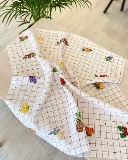 Kare Meyveli Mutfak Masa Örtüsü Kanaviçe Kiti