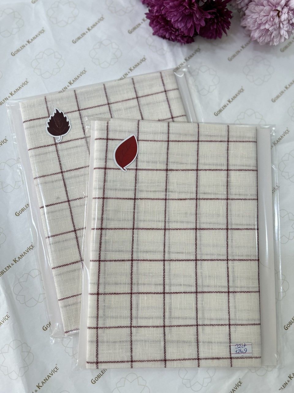 Zweigart 32 ct 50x70 cm Belfast Kareli